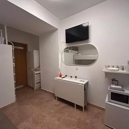Cute Studio In Gran Via -Si1 Madrid Exterior foto