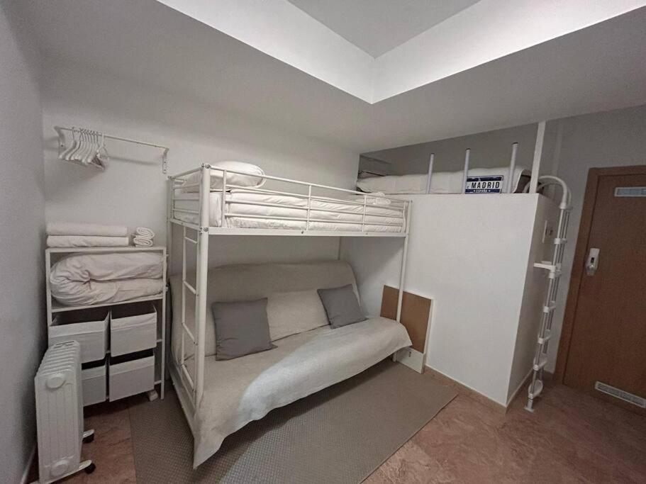 Cute Studio In Gran Via -Si1 Madrid Exterior foto